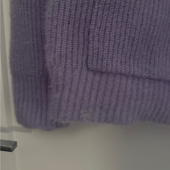 R898 Lavender Knit Hoodie – Size M - Picture 3 of 7